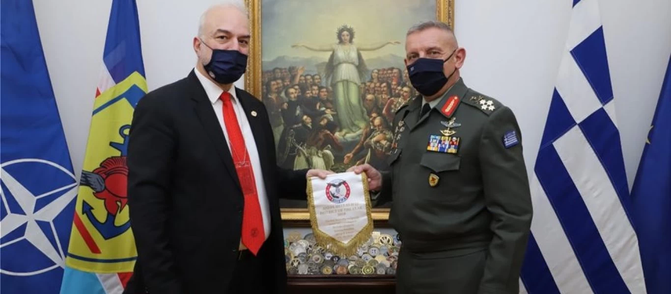 Α/ΓΕΕΘΑ Κ.Φλώρος: Συναντήθηκε με τον Κυβερνήτη της AHEPA HELLAS